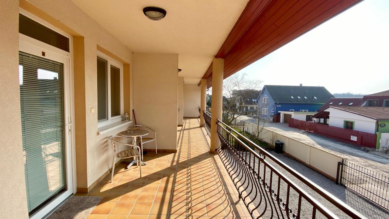 Apartmanovy Dom Flora Veľký Meder Extérieur photo