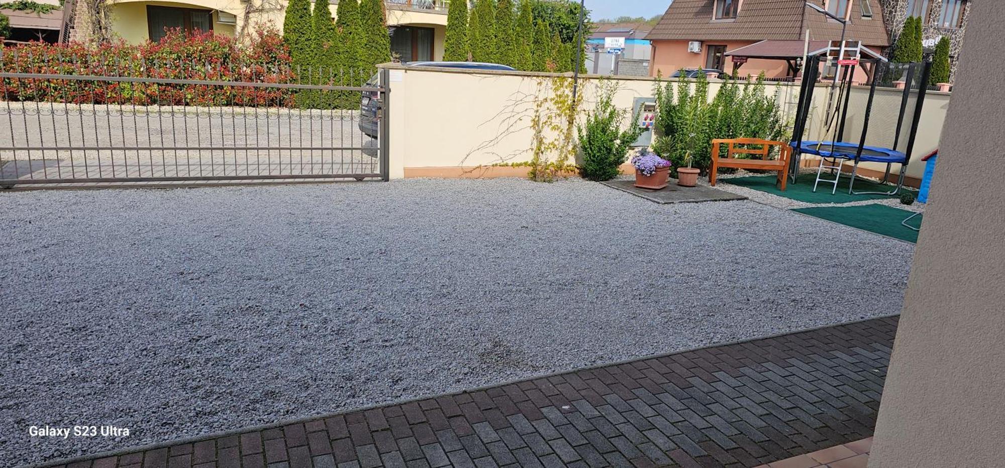 Apartmanovy Dom Flora Veľký Meder Extérieur photo